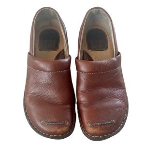 Born W9795 D4 Handcrafted Footwear Slip On Leather Loafer